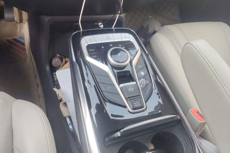 Used SAIC MAXUS G20 2021 PLUS 2.0T Gasoline Automatic Executive Edition