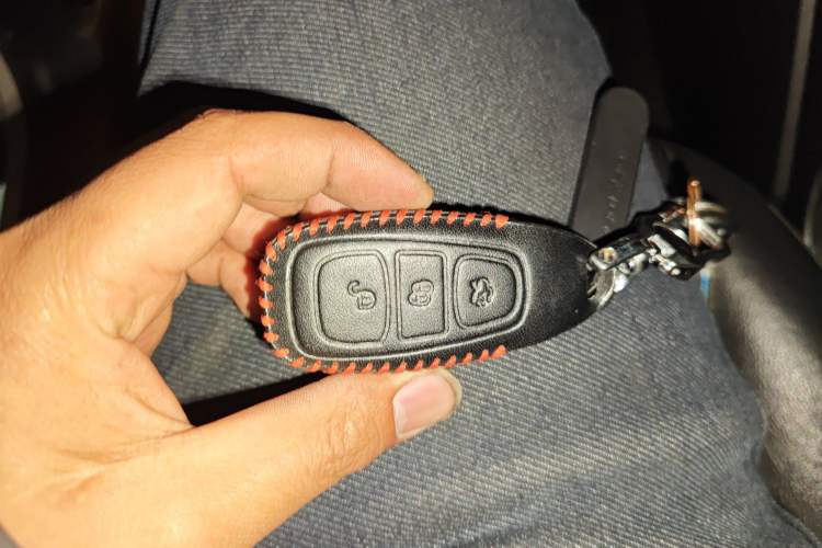 Used Ford Kuga 2015 1.5L GTDi Four-Wheel-Drive Elite Model Vehicle Key