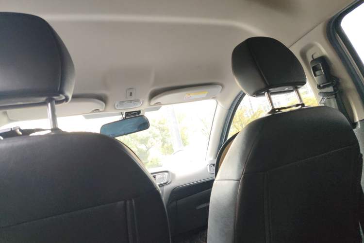 Used Citroen C3-XR 2015 1.6L Automatic Pioneer Model Headliner