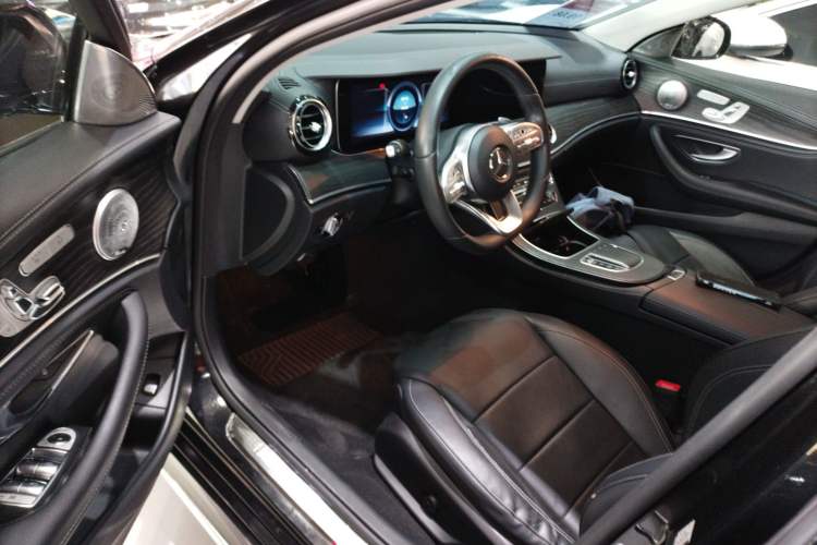 Used Mercedes-Benz E-Class 2019 Restyled E 300 L Sporty and Stylish Edition