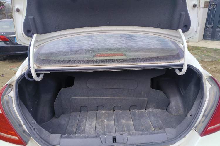 Used Geely Auto Emgrand 2016 Sedan 1.5L Manual Upward Edition