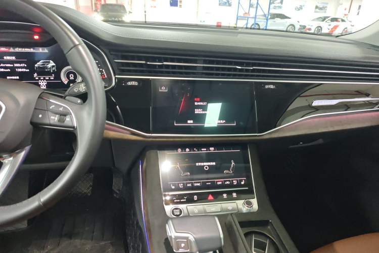 Used Audi Q7 2023 45 TFSI quattro S line Sport model
