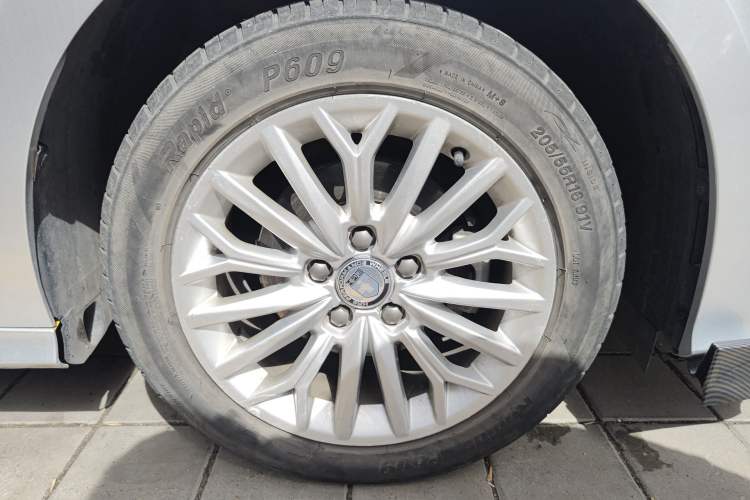 Used MG 5 2022 180 DVVT CVT Youth Flagship Edition Right Front Wheel Hub