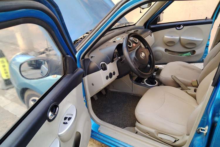 Used Lifan Auto 320 2012 Champion Edition 1.3L Manual Cool Xiang Model Driver Seat