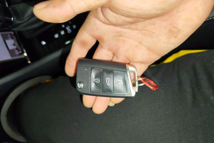 Used Skoda Kodiaq 2019 Facelifted TSI330 5-Seater Two-Wheel-Drive Luxury Enjoyment Edition China VI Standard