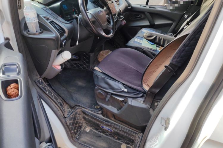 Used Ford Transit 2019 2.0T Diesel Multi-Purpose Commercial Vehicle Short Wheelbase Low Roof 6-Seater China VI Standard