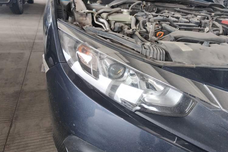 Used Honda Civic 2016 220TURBO CVT Luxury Edition
