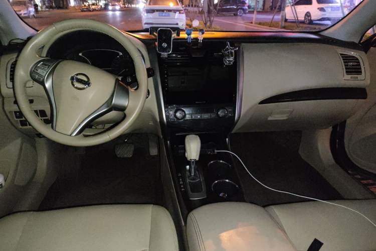 Used Nissan Teana 2013 2.0L XE Fashion Edition
