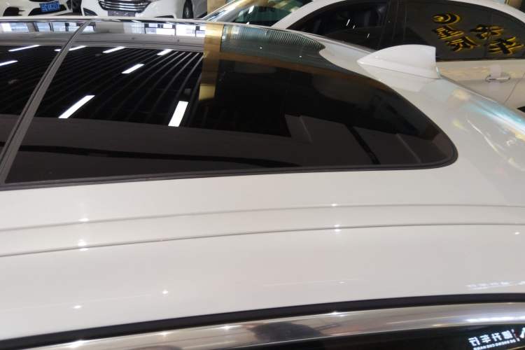 Used BMW 5 Series 2018 Facelifted 530Li Luxury Edition Premium Package
