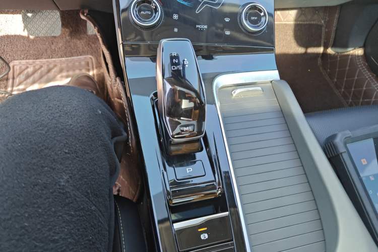 Used Bestune B70 2023 Third Generation 1.5T Automatic Enjoyment Version
