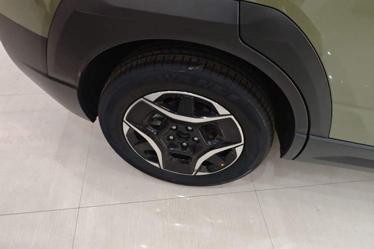 Used Dongfeng NAMMI 06 2025 401 Pro
