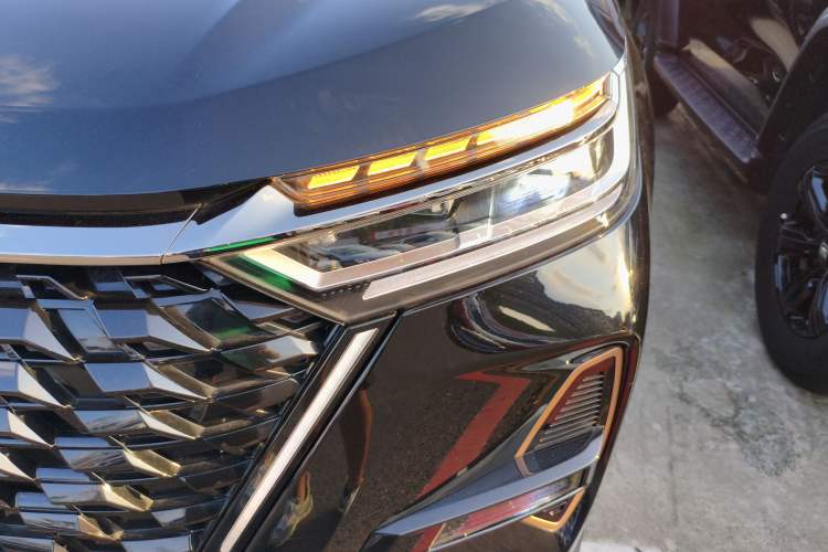 Used Chery Tiggo 8 PRO 2024 Champion Edition 390T Two-Wheel Drive Aoshi Version 7 Seats