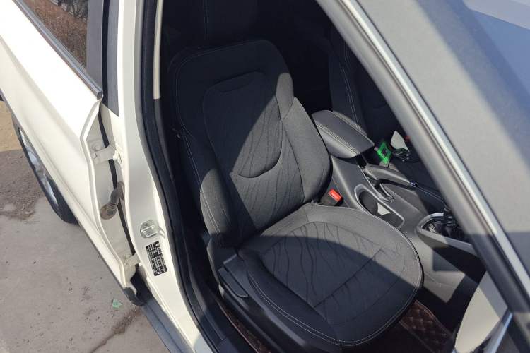 Used Baojun 510 2019 1.5L Manual Enjoyment Model 77kW China VI Emission Standard