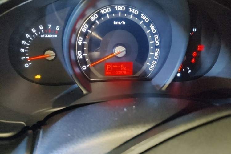 Used Kia Sportage R 2014 2.0L Automatic Two-Wheel Drive GL Odometer Close Up