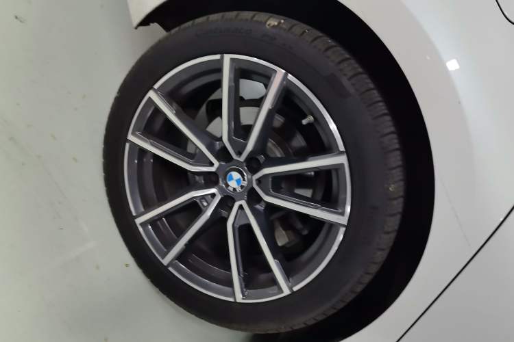 Used BMW 3 Series 2023 325Li M Sport Package
