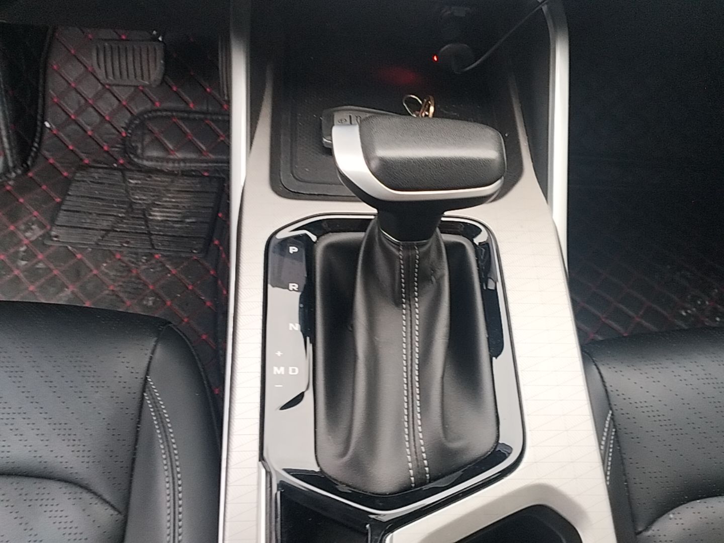 Geely Auto Emgrand 2023 4th Generation Champion Edition 1.5L CVT Prestige Model — снимка 16