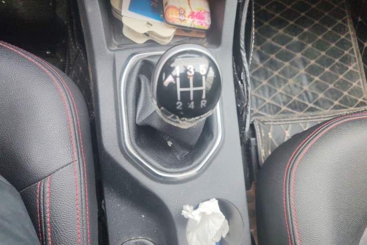 Used FAW Senya R7 2017 1.6L Manual Comfort Model
