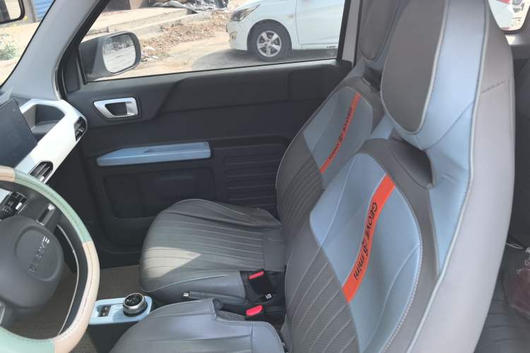 Used Geely Galaxy Panda 2024 Panda Mini 200km Endurance Bear
