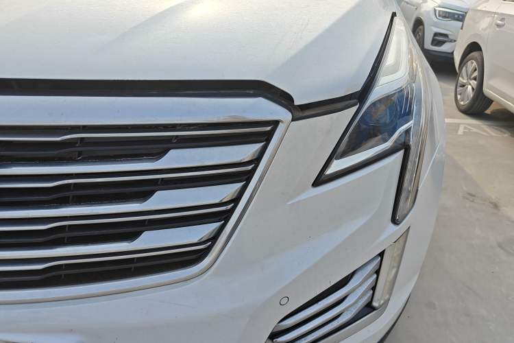 Used Cadillac XT5 2017 Anniversary Edition 25T Luxury Model