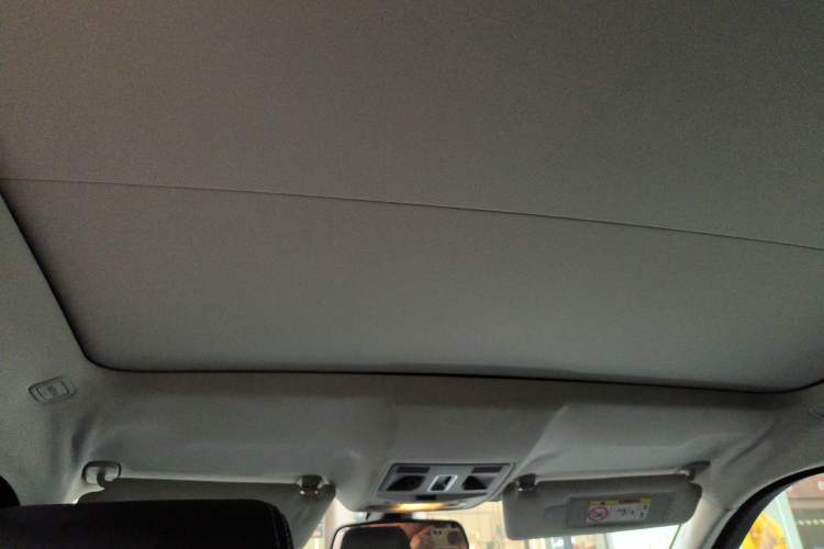 Used Land Rover Range Evoque 2013 2.0T 5-Door Ignite Edition Headliner