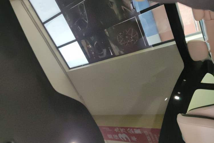 Used Xiaomi Auto SU7 2024 Four-Wheel Drive Ultra-Long Range Advanced Intelligent Driving Max Edition