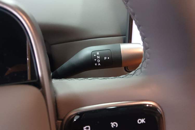 Used Li Auto i6 2025 Model Four-Wheel-Drive Standard Type