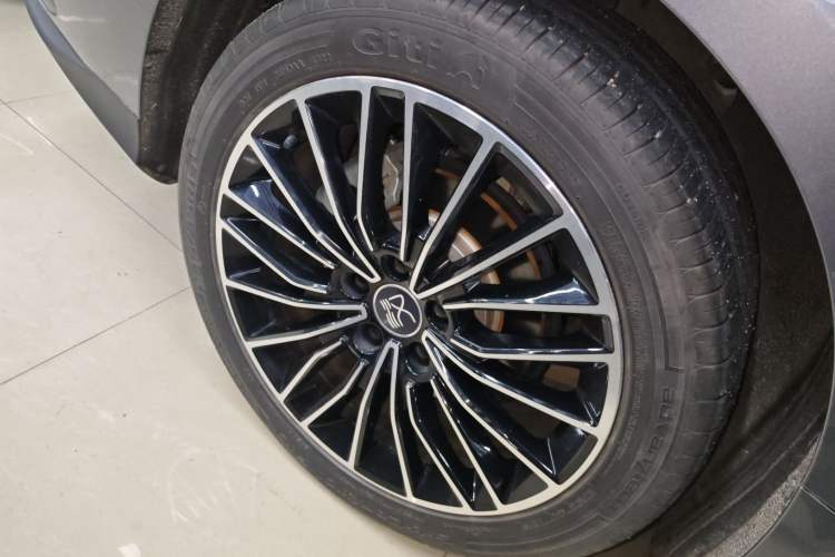 Used BYD Han 2023 EV Champion Edition 506KM Front-Wheel-Drive Premium Model
