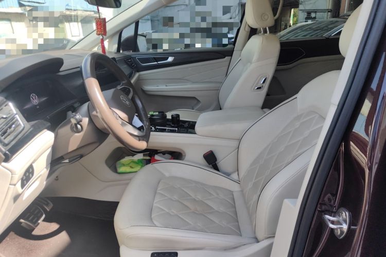 Used Volkswagen Viloran 2022 380TSI Prestige Edition Left Front Seat