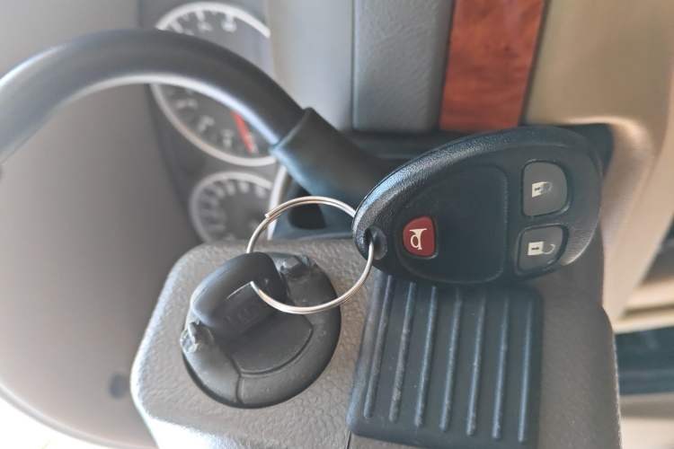 Used Buick GL8 2011 2.4L LT Executive Edition Vehicle Key