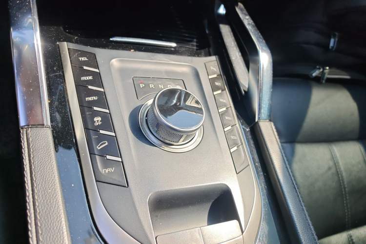 Used Zotye T700 2017 1.8T Dual-Clutch Prestige Model