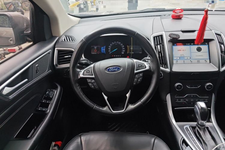 Used Ford Edge 2016 EcoBoost 245 Two-Wheel-Drive Titanium 7-Seater