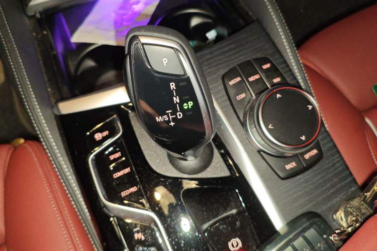 Used BMW 5 Series 2023 530Li Luxury Edition M Sport Package