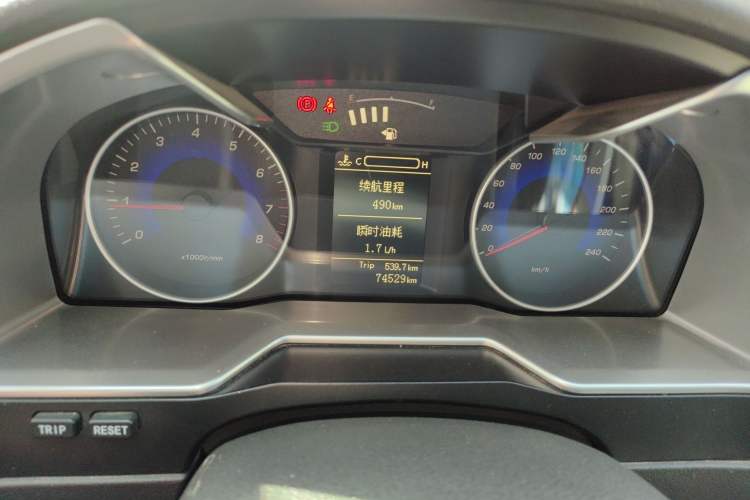 Used Geely Auto Emgrand 2014 Sedan 1.5L Manual Elite Model