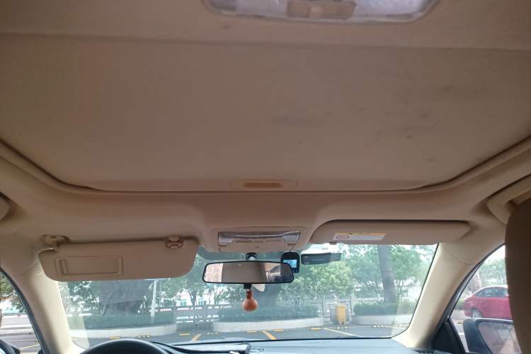 Used Toyota Levin 2017 Revised Dual-Engine 1.8H GS E-CVT Elite Sunroof Version China VI Standard Headliner