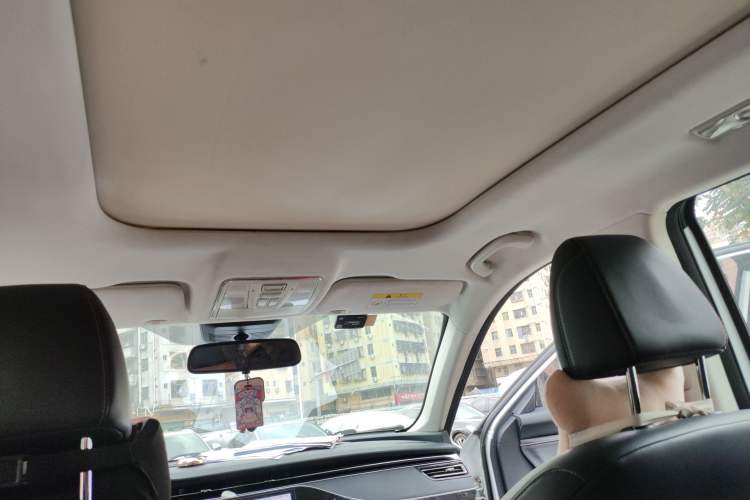 Used CHANGAN OSHAN X7 2020 1.5T Automatic Flagship Edition Headliner