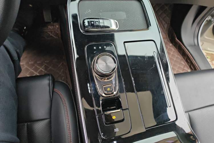 Used AION V 2021 Plus 70 Super Fast Charging Version Ternary Lithium
