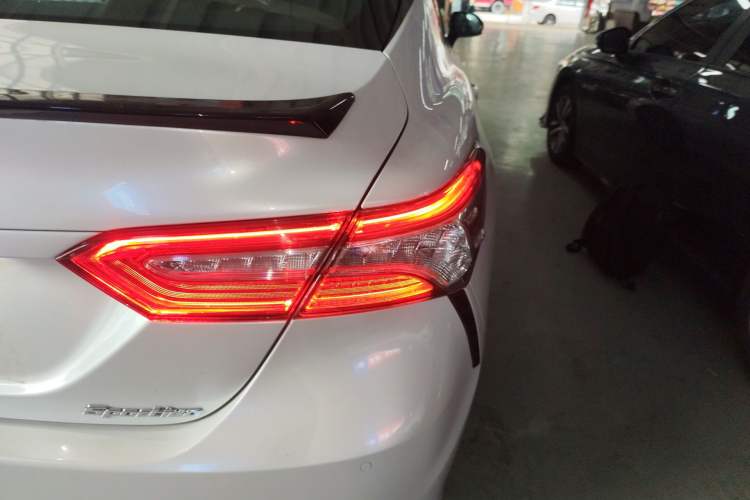 Used Toyota Camry 2021 2.0S FENGSHANG Edition