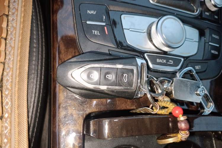 Used Zotye Z700 2018 Z700H 1.8T DCT Luxury Model Vehicle Key