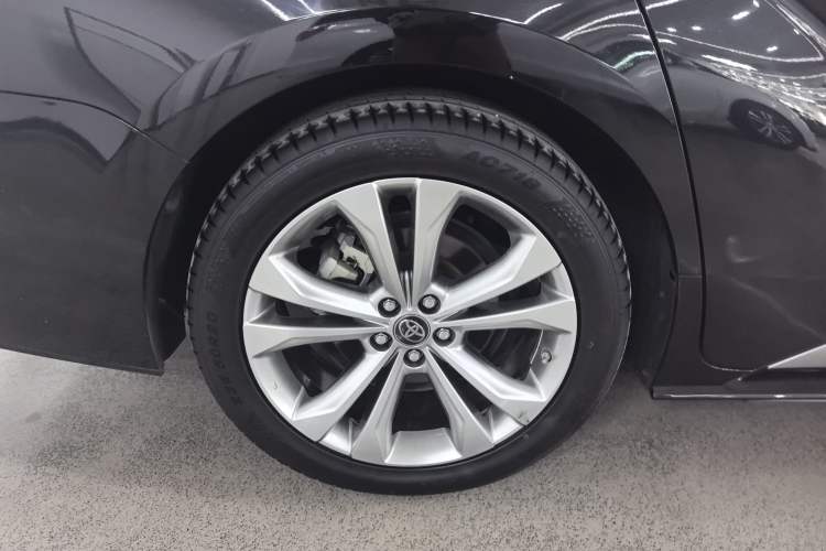 Used Toyota SIENNA 2021 2.5L Hybrid Platinum Edition
