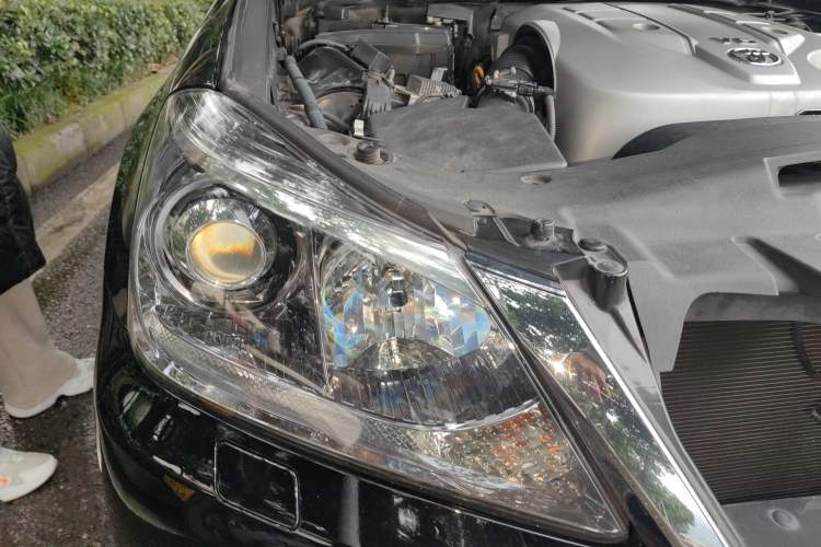 Used Toyota Crown 2012 2.5L Royal Leather Edition