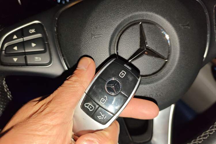 Used Mercedes-Benz Vito 2021 2.0T Business Version 7 Seats