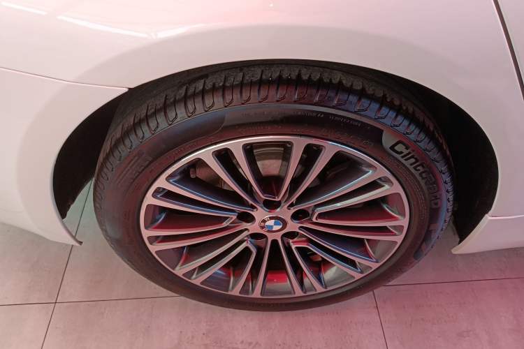 Used BMW 5 Series 2018 Facelifted 530Li Luxury Edition Premium Package