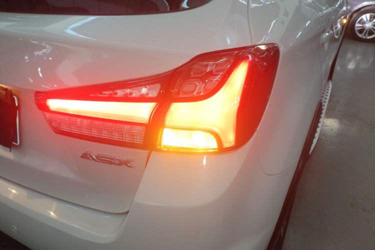 Used Mitsubishi ASX 2020 2.0L CVT Smart Edition
