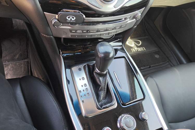 Used Infiniti Q70 2017 Q70L 2.5L Elite Edition