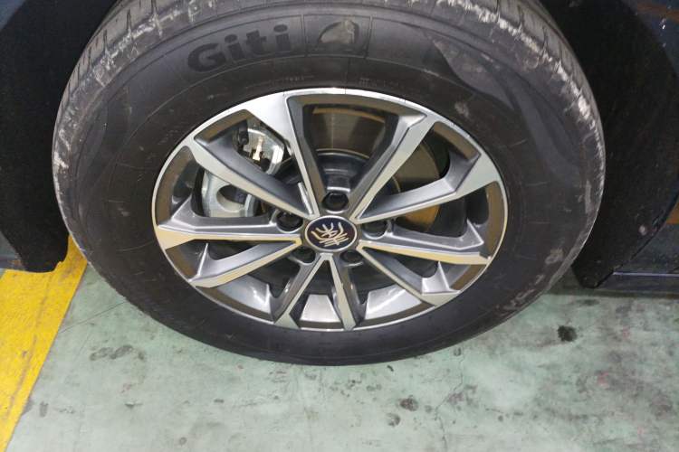 Used BYD Qin PLUS 2024 HONOR Edition DM-i 55KM Leading Model