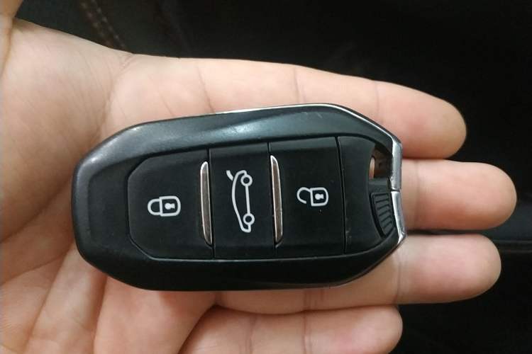 Used Citroen C5 AIRCROSS 2020 400THP Premium Edition Interior 1