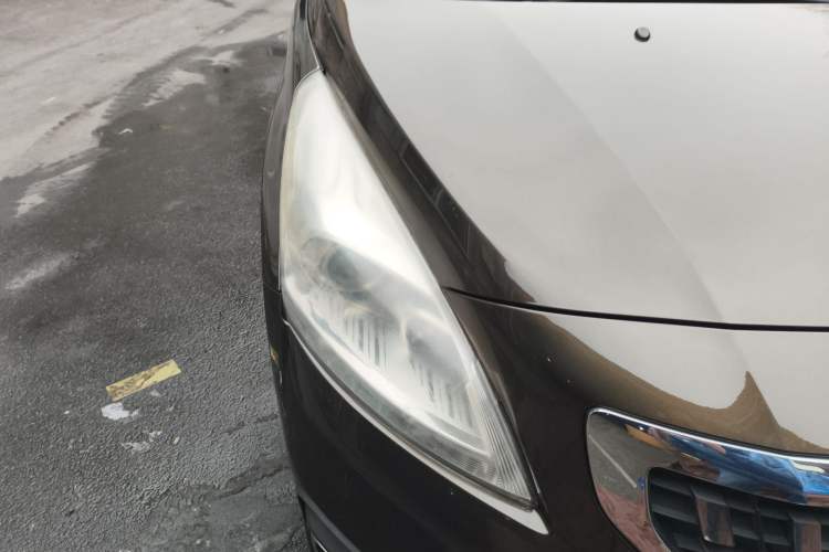 Used Peugeot 3008 2016 2.0L Automatic Classic Edition Right Front Headlight