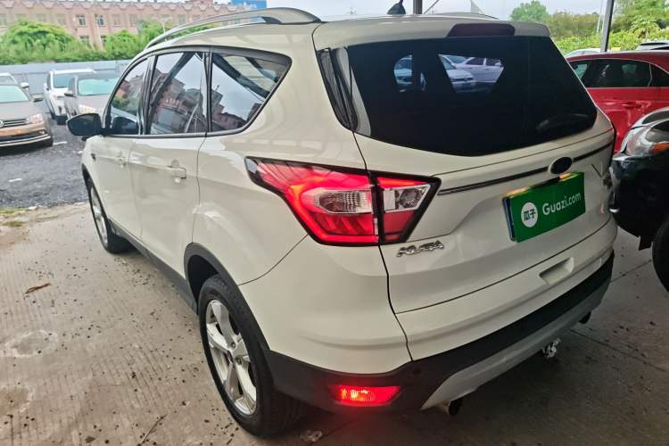 Used Ford Kuga 2018 EcoBoost 180 Two-Wheel-Drive Elite Trim