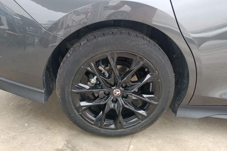 Used CHANGAN UNI-V 2024 1.5T Prestige Edition
