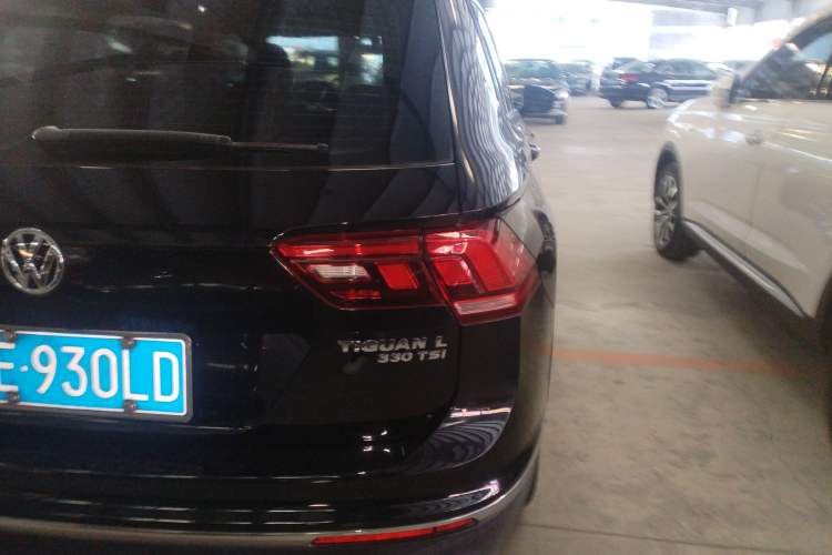 Used Volkswagen Tiguan L 2018 330TSI Automatic Two-Wheel Drive Luxury Edition Right Rear Taillight